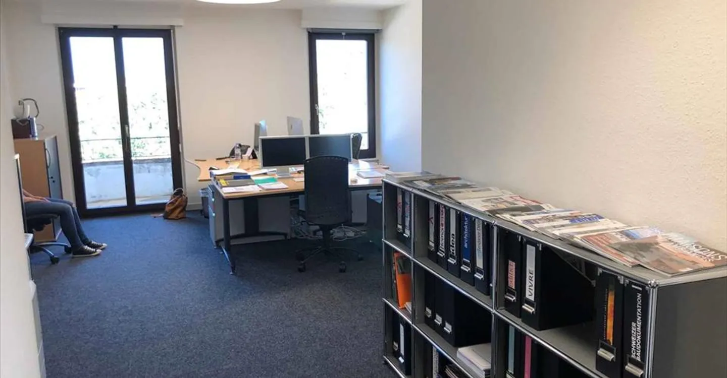 Bureau Élégant avec Vue - Photo 4 sur 6