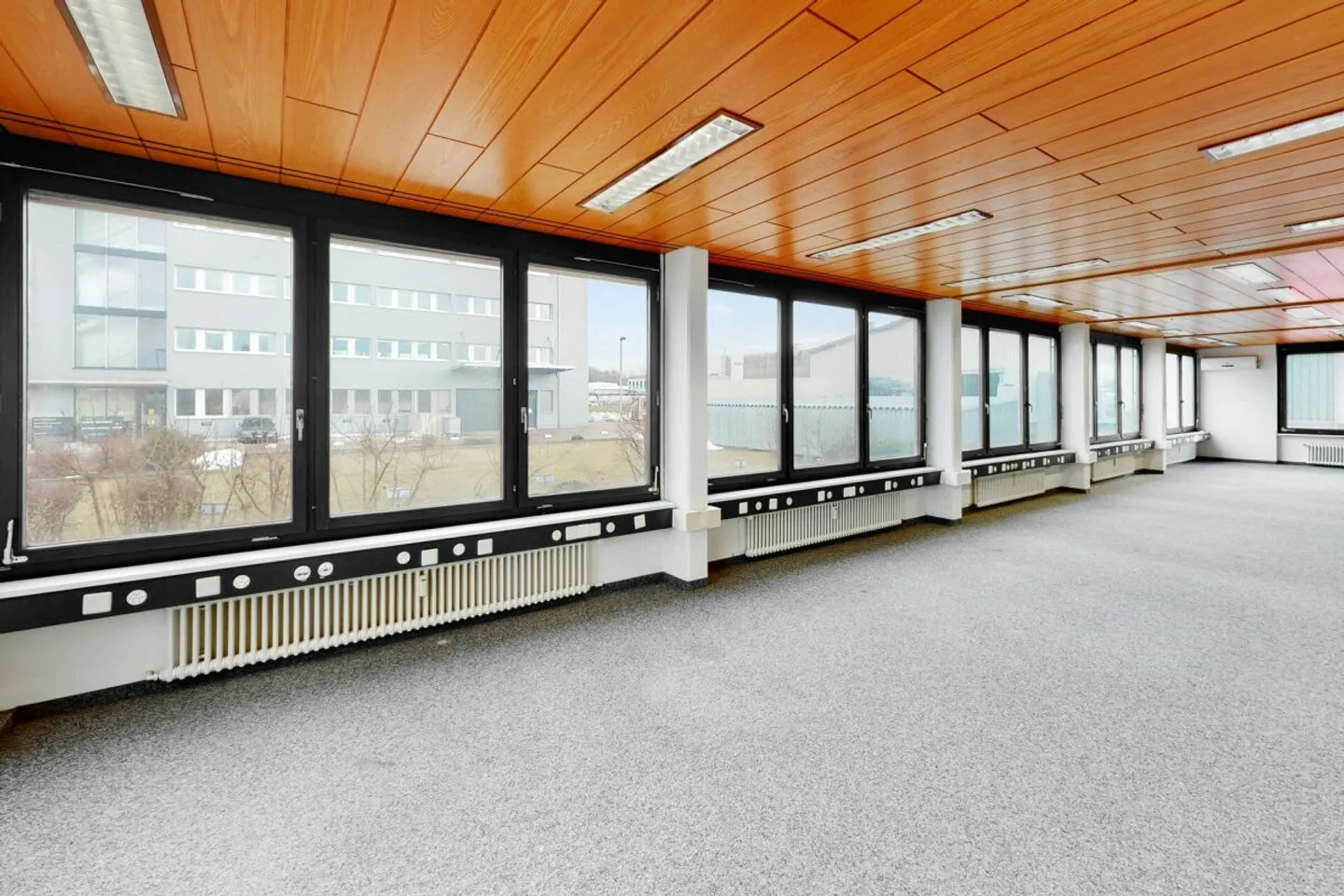 Espace de bureau et commercial climatisé - Photo 9 sur 9