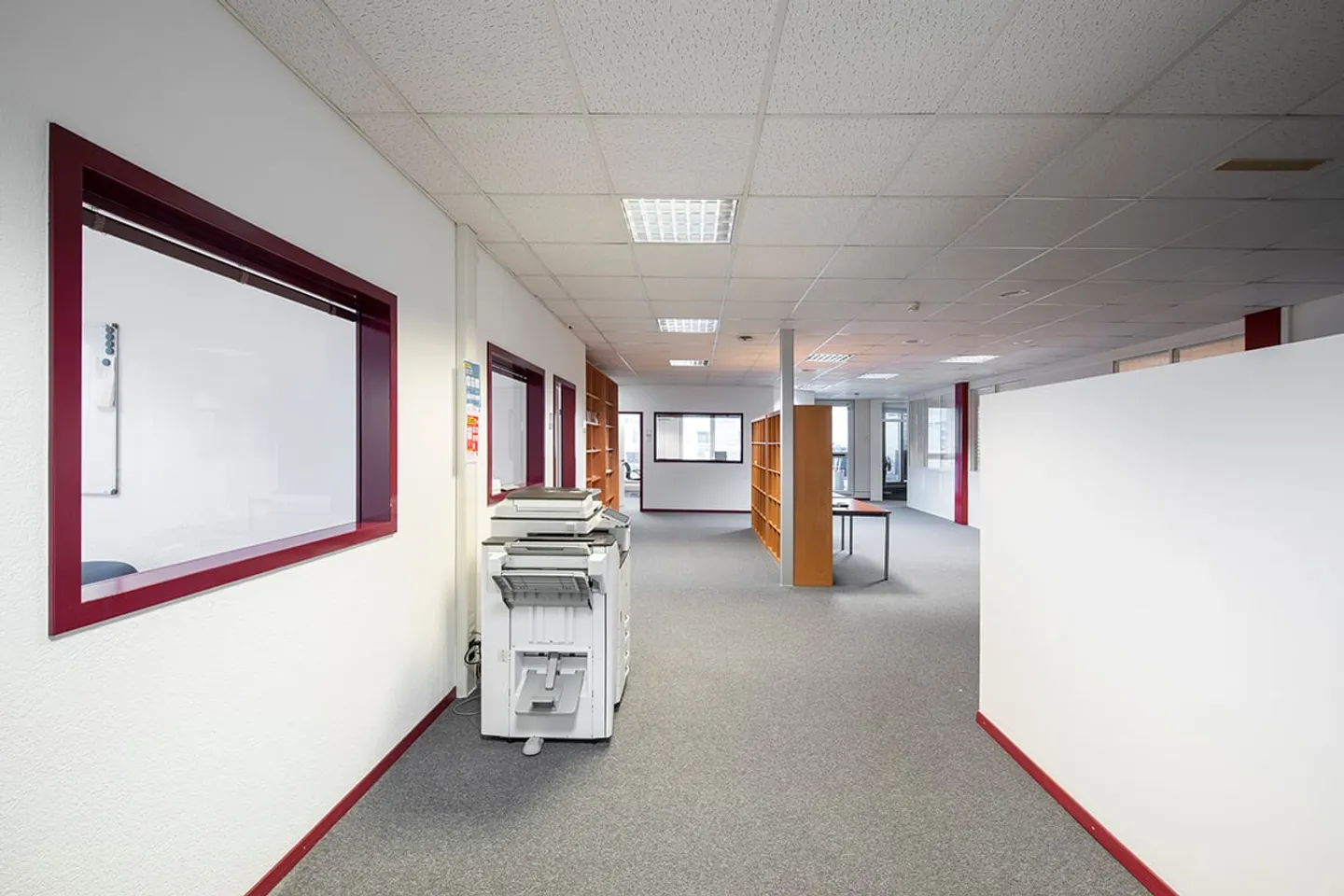 430m2 of offices on the 3rd floor (with terrace) of CTN 12 in Plan-les-Ouates - Photo 7 of 12