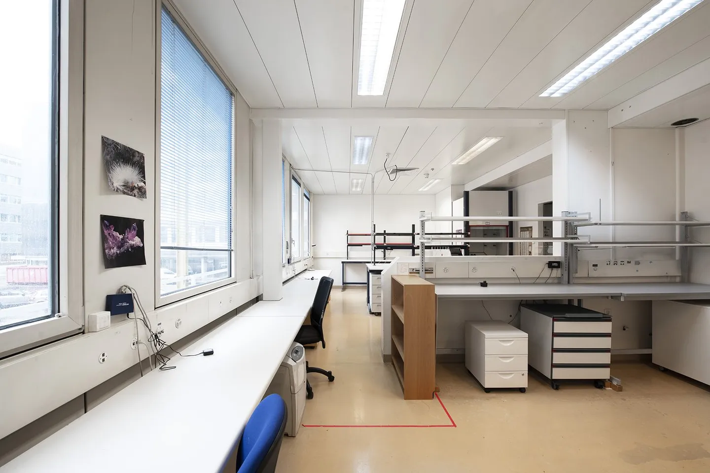 980m2 of laboratories on the 2nd floor of CTN 14 in Plan-les-Ouates - Photo 6 of 11
