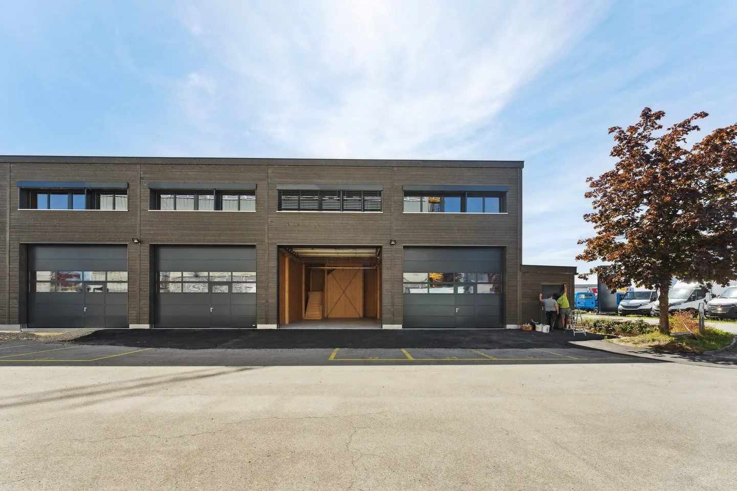Moderne Gewerbeboxen in Lyss – Flexibel und ideal gelegen - Photo 1 sur 7