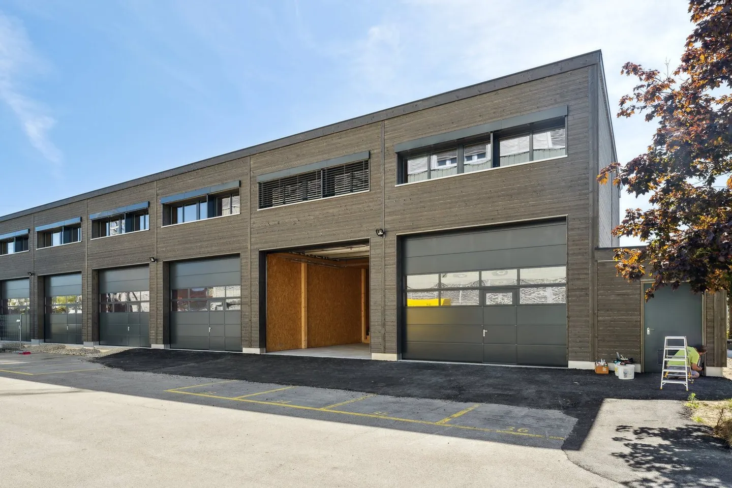 Moderne Gewerbeboxen in Lyss – Flexibel und ideal gelegen - Photo 2 sur 7