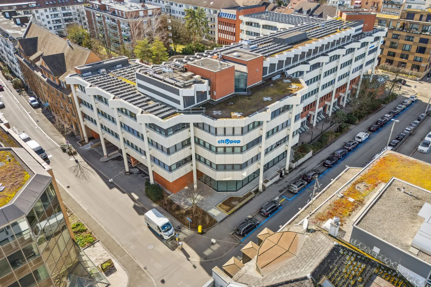 Does your concept need space? We have 215.90 m² in a prime location! - Photo 12 of 12