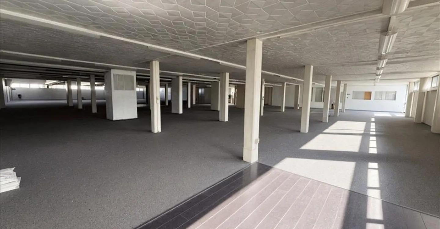 Espace Commercial à La Chaux-de-Fonds - Photo 6 sur 7