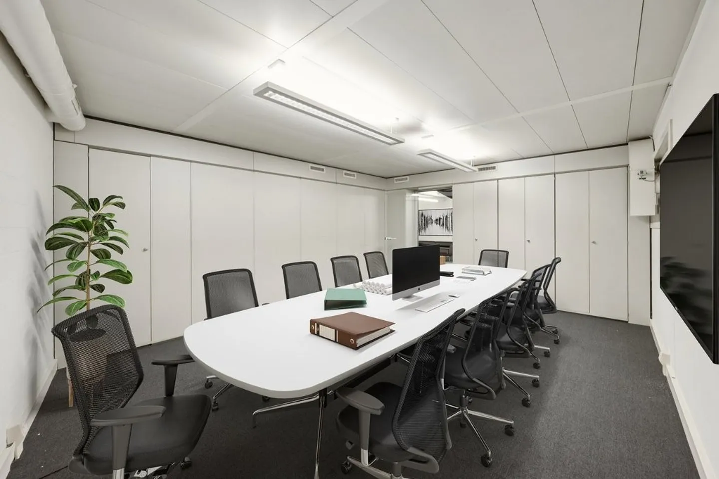 Attraktive EG-Fläche für Büro oder Gewerbe in bester Lage - Photo 10 sur 12