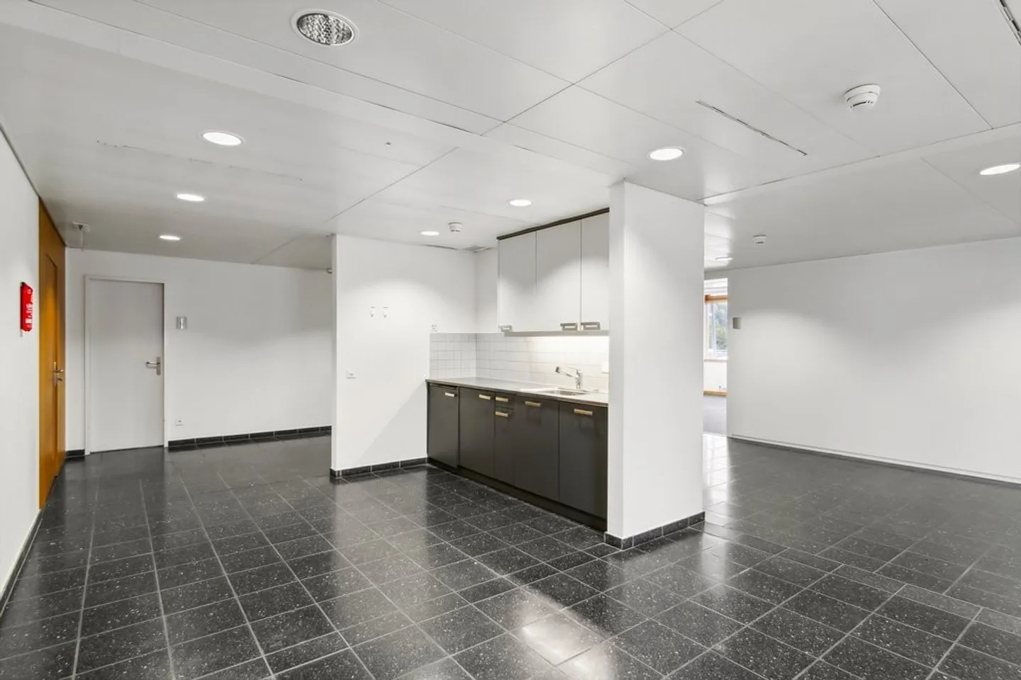 Einladende Büroflächen in Pratteln - Foto 10 von 12