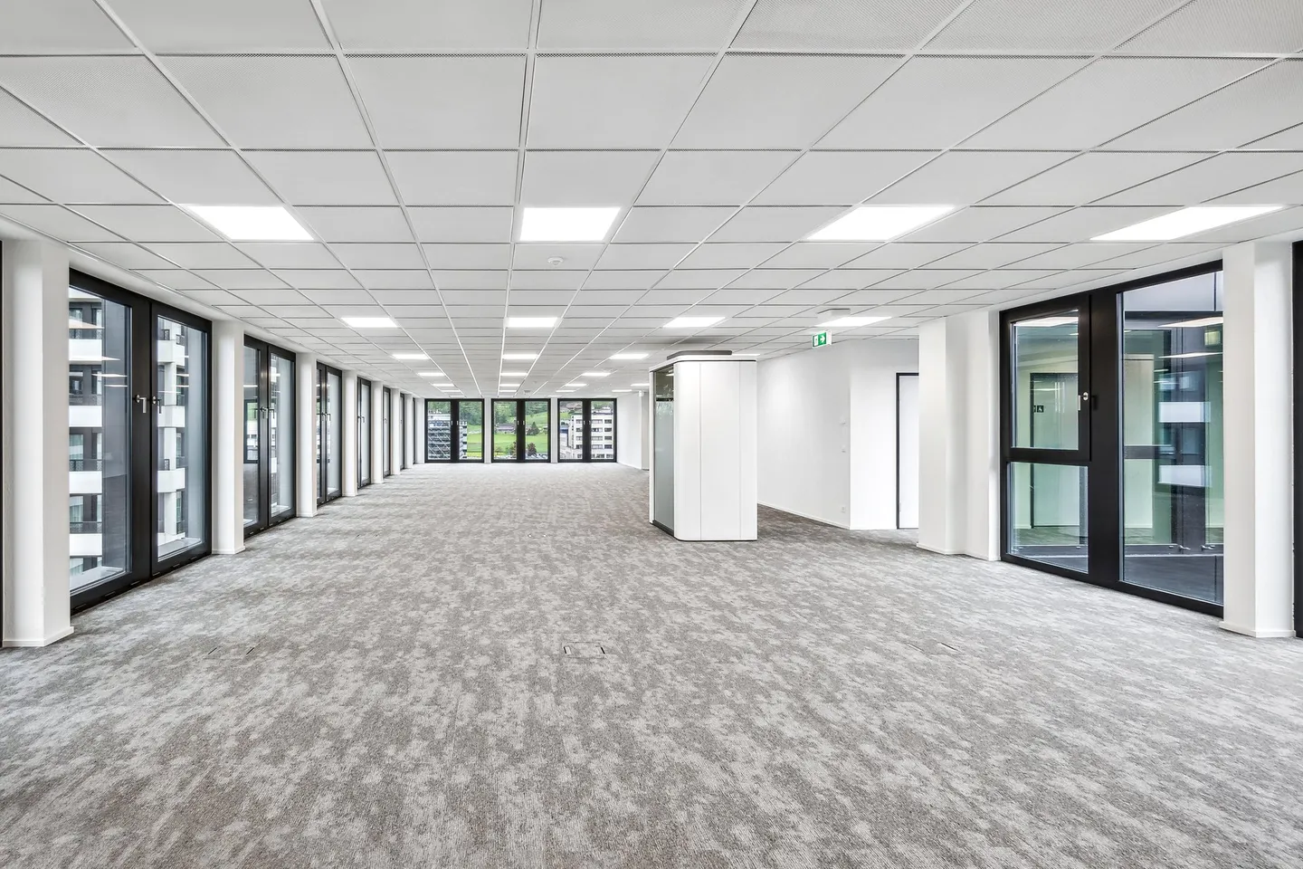 Your modern office space within walking distance to Stettbach train station! - Photo 6 of 11