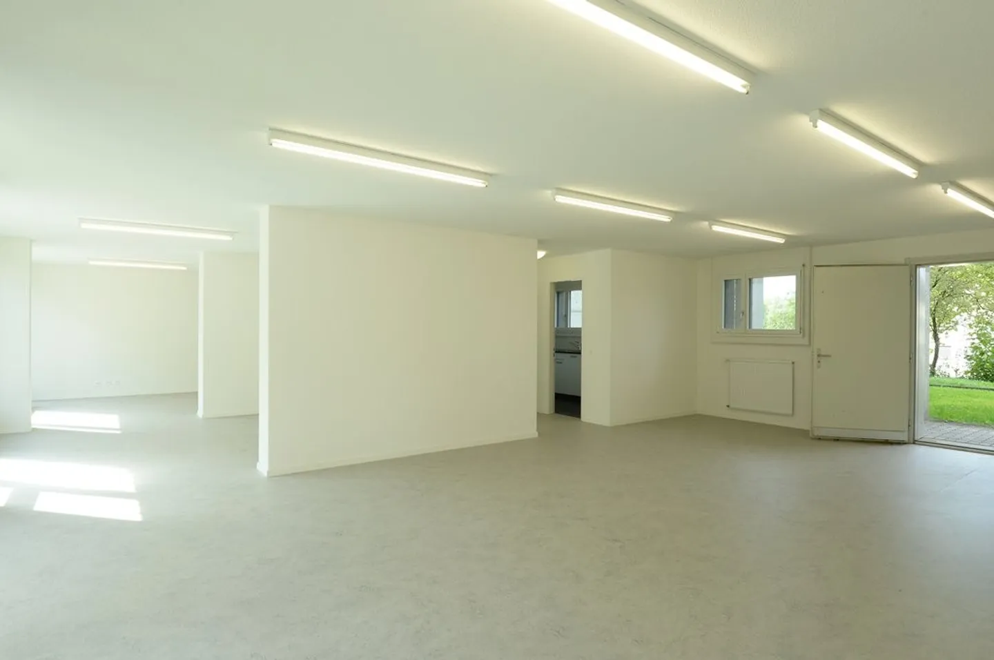 Business Opportunities in Schlieren - Photo 3 of 10