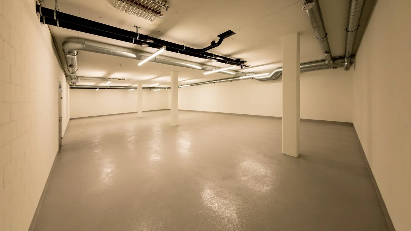Spazio di stoccaggio di 151 m2 in affitto - ideale per le tue esigenze! - Foto 2 di 4
