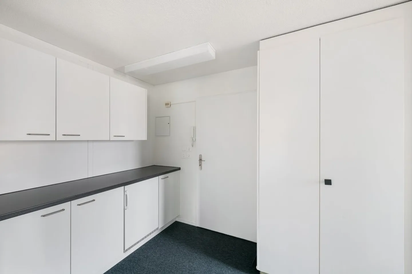 Gewerbeobjekt im Zentrum von Horw - Foto 2 von 5