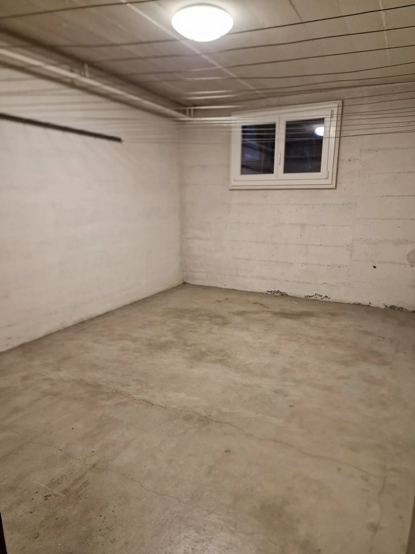 Espace de stockage à Chailly-Montreux - Photo 2 sur 2