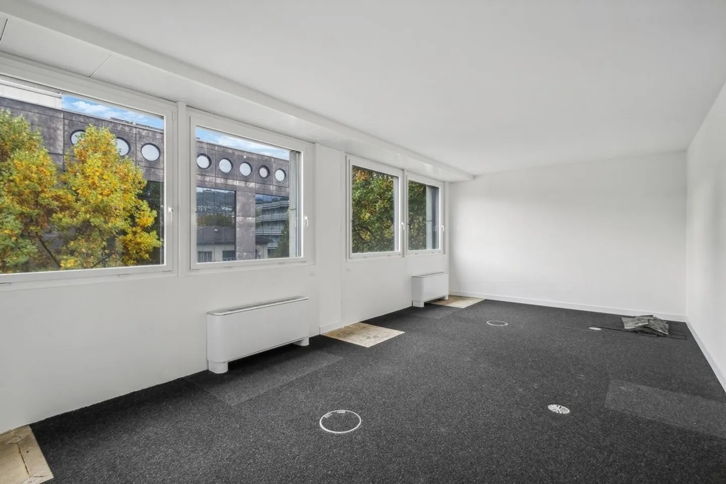 Modernes und helles Büro zur Miete im Stadtzentrum von Lugano - Foto 3 von 5