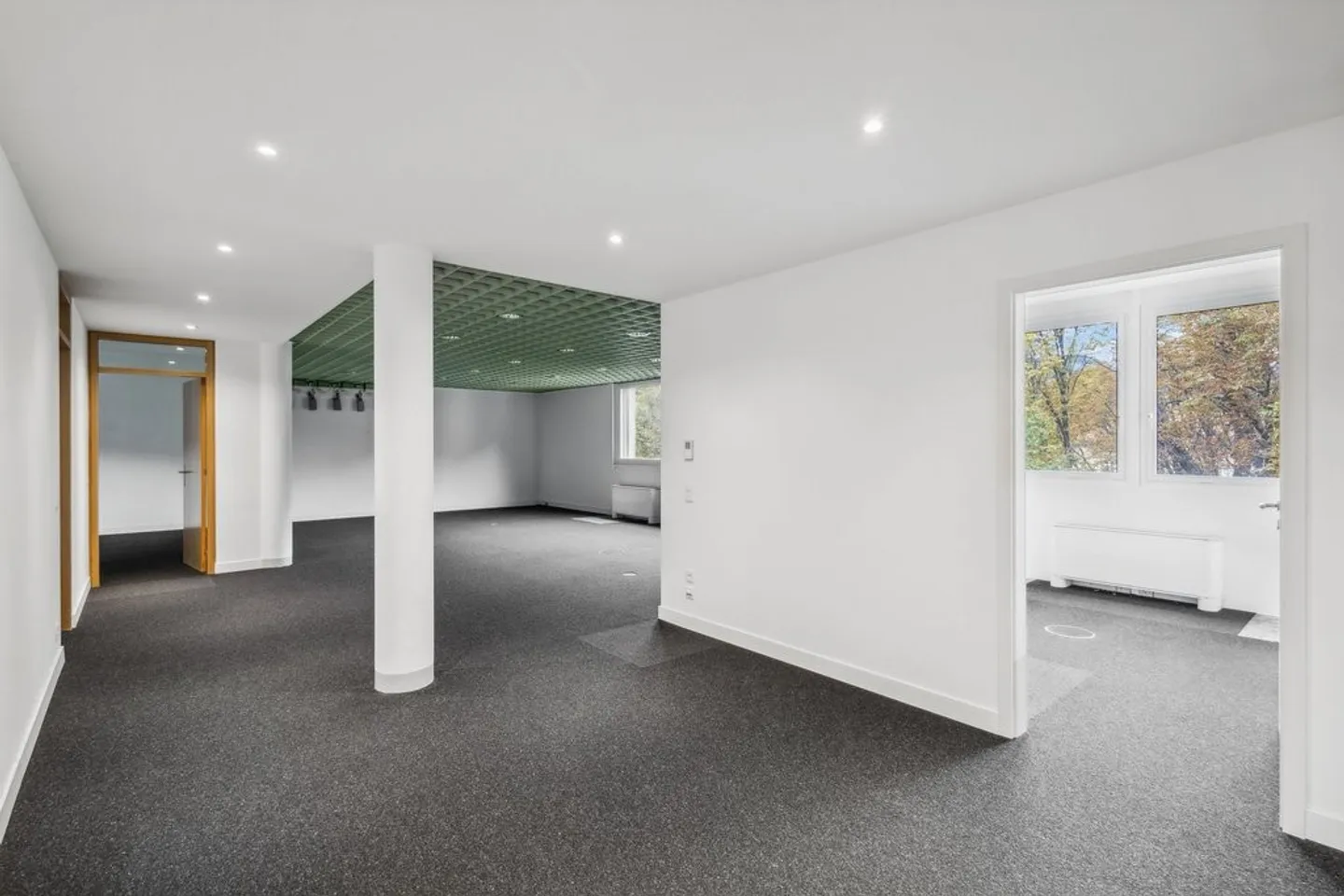 Modernes und helles Büro zur Miete im Stadtzentrum von Lugano - Foto 2 von 5