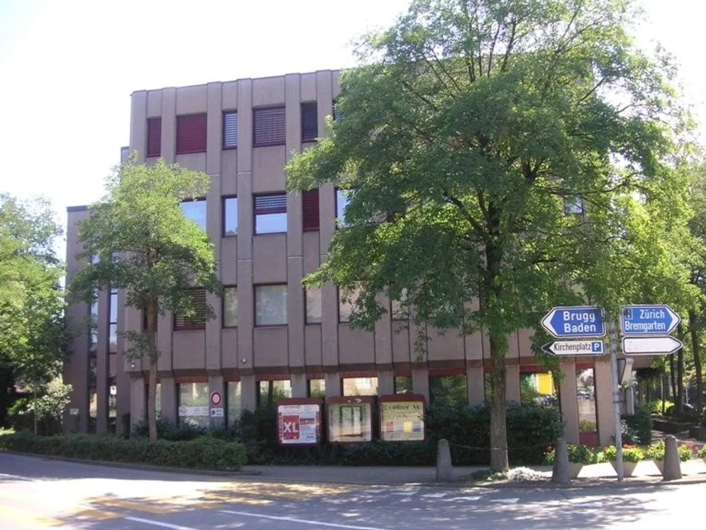 208 m2 Office Space in the Center of Wohlen - Photo 1 of 1