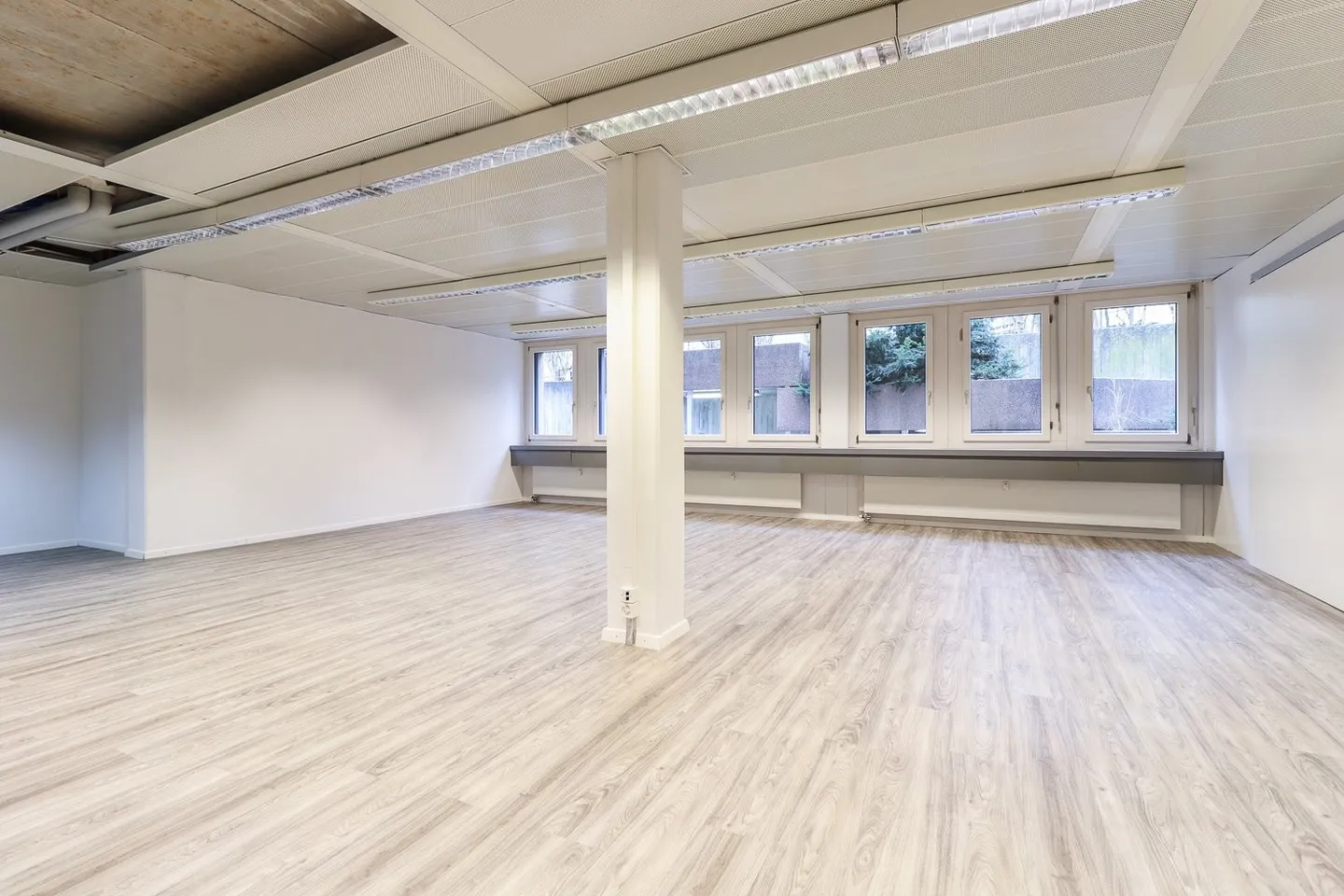 Modern office or practice rooms in Mattenhof - Photo 3 of 10