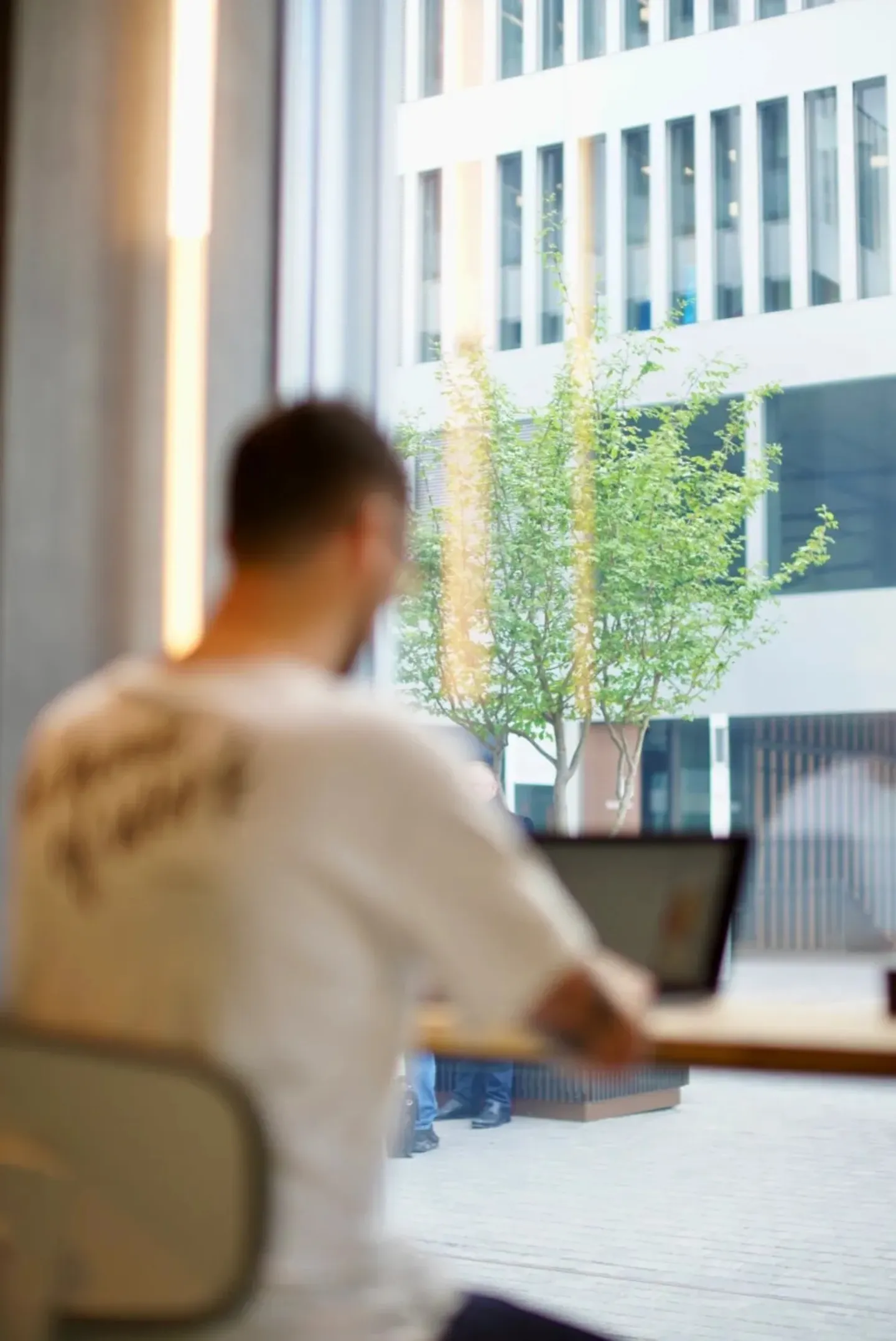 Modernes Büro am Flughafen Zürich - Foto 7 von 12