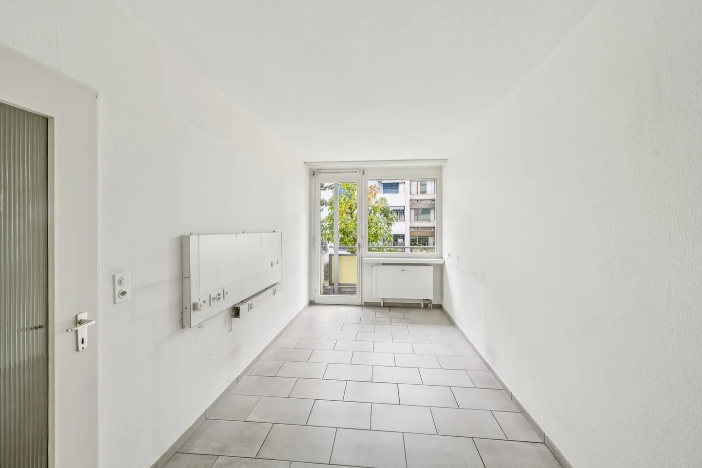 Spazio per uffici/pratiche con opzioni di design flessibili a Gundeli - Foto 11 di 12
