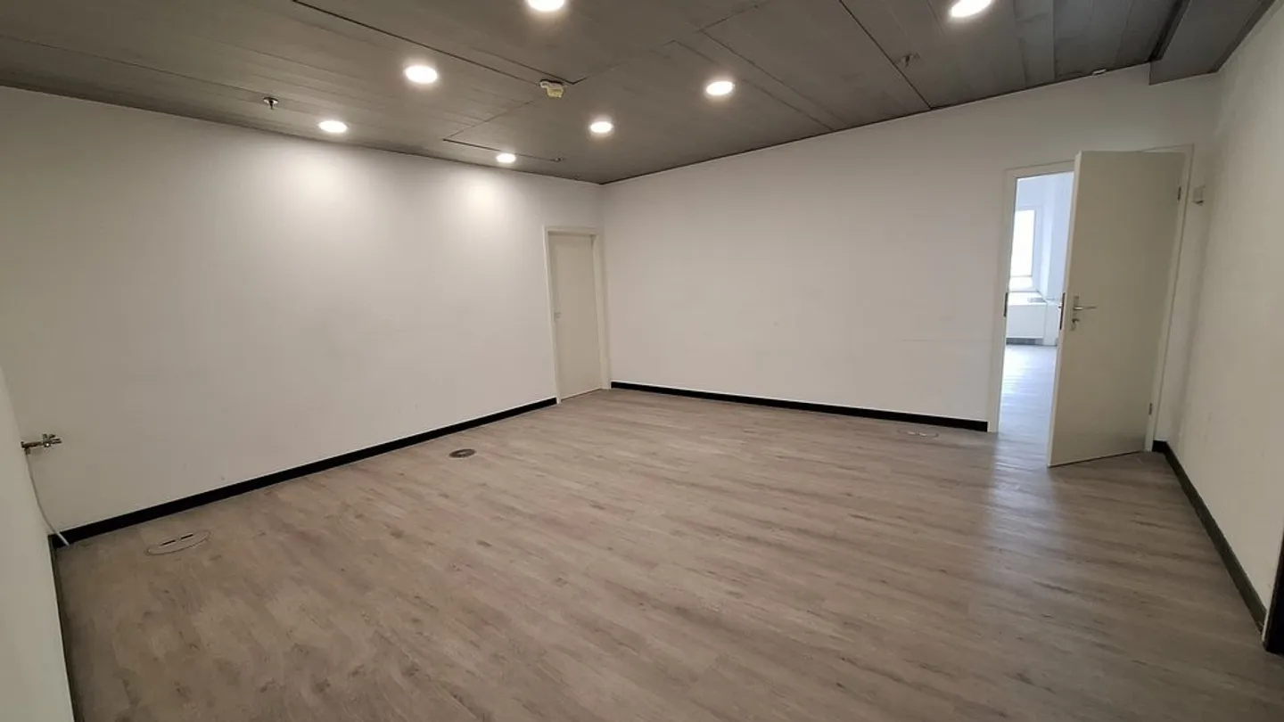 Ufficio di 165m2 - Av. des Morgines 12, Petit-Lancy - Foto 3 di 6