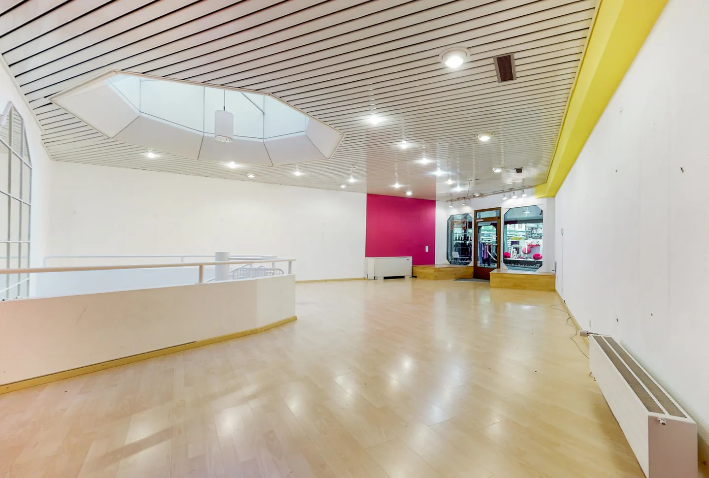 Espace Commercial au Centre-Ville - Photo 5 sur 8