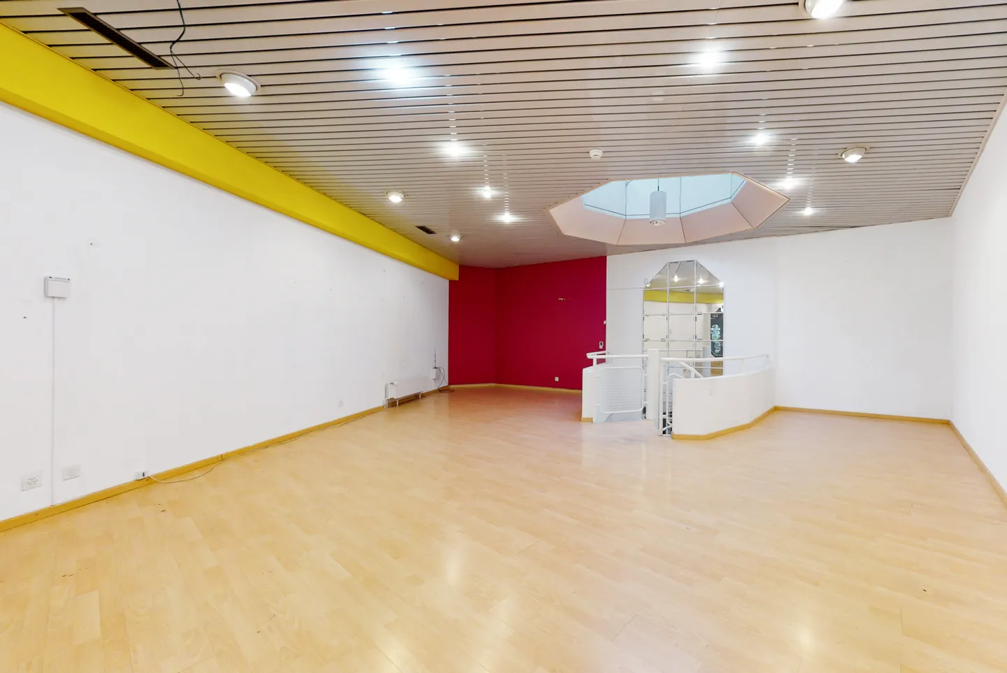Espace Commercial au Centre-Ville - Photo 6 sur 8