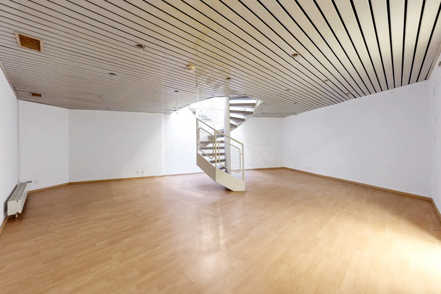 Espace Commercial au Centre-Ville - Photo 7 sur 8