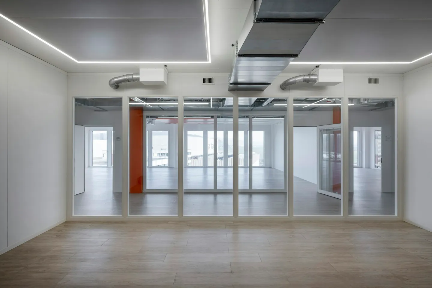 300 m2 o 600 m2 di spazi per uffici premium con vista - Moderno, climatizzato, sostenibile - Foto 4 di 10