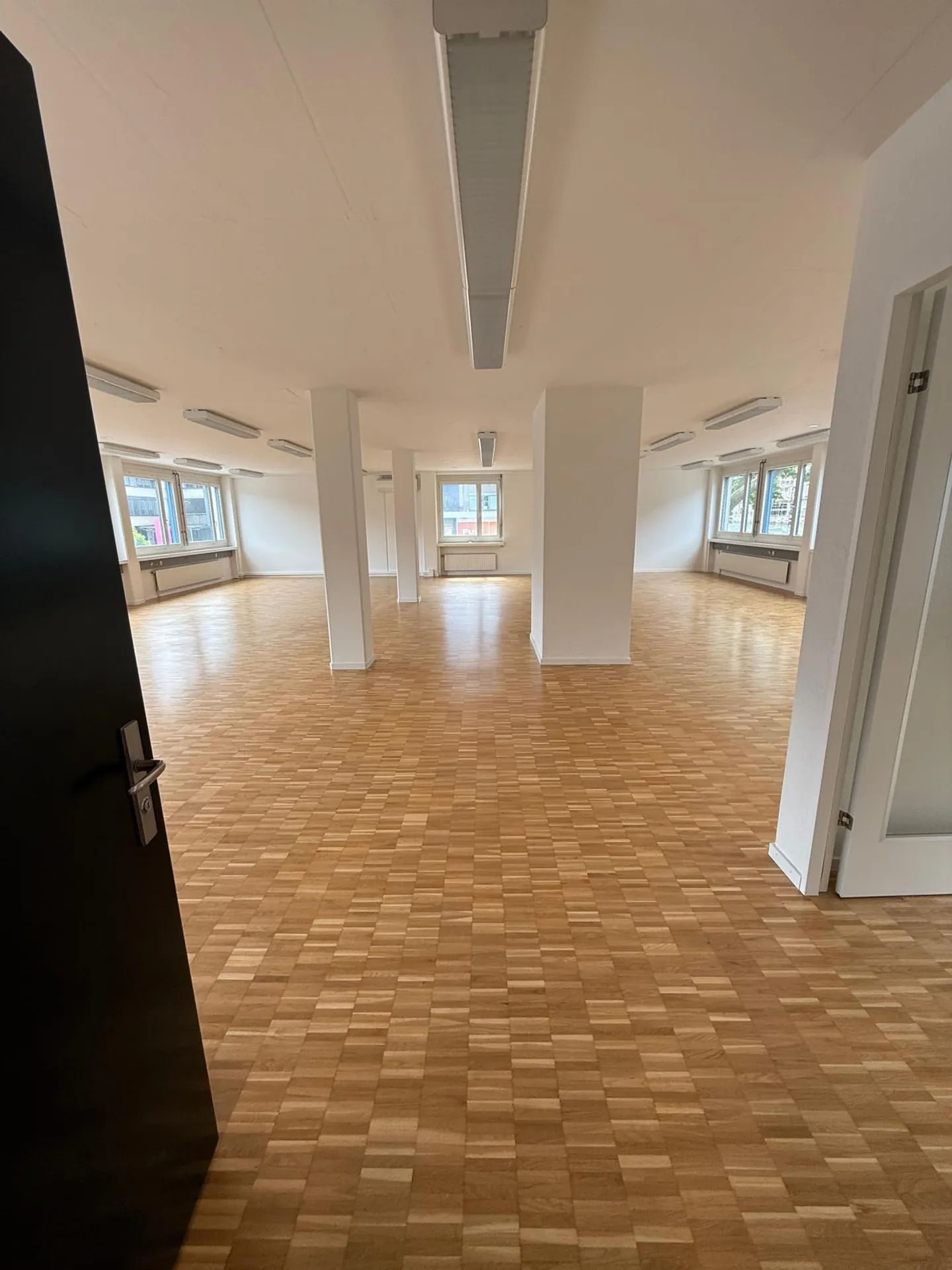 Grosszügige Bürofläche in Dietikon - Foto 5 von 7