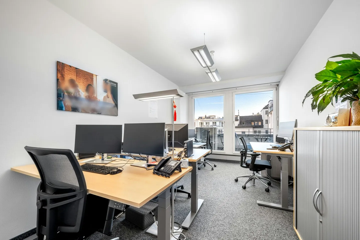 Furnished Office Space (approx. 234 m²) directly at HB Zurich - Top Price! - Photo 8 of 13