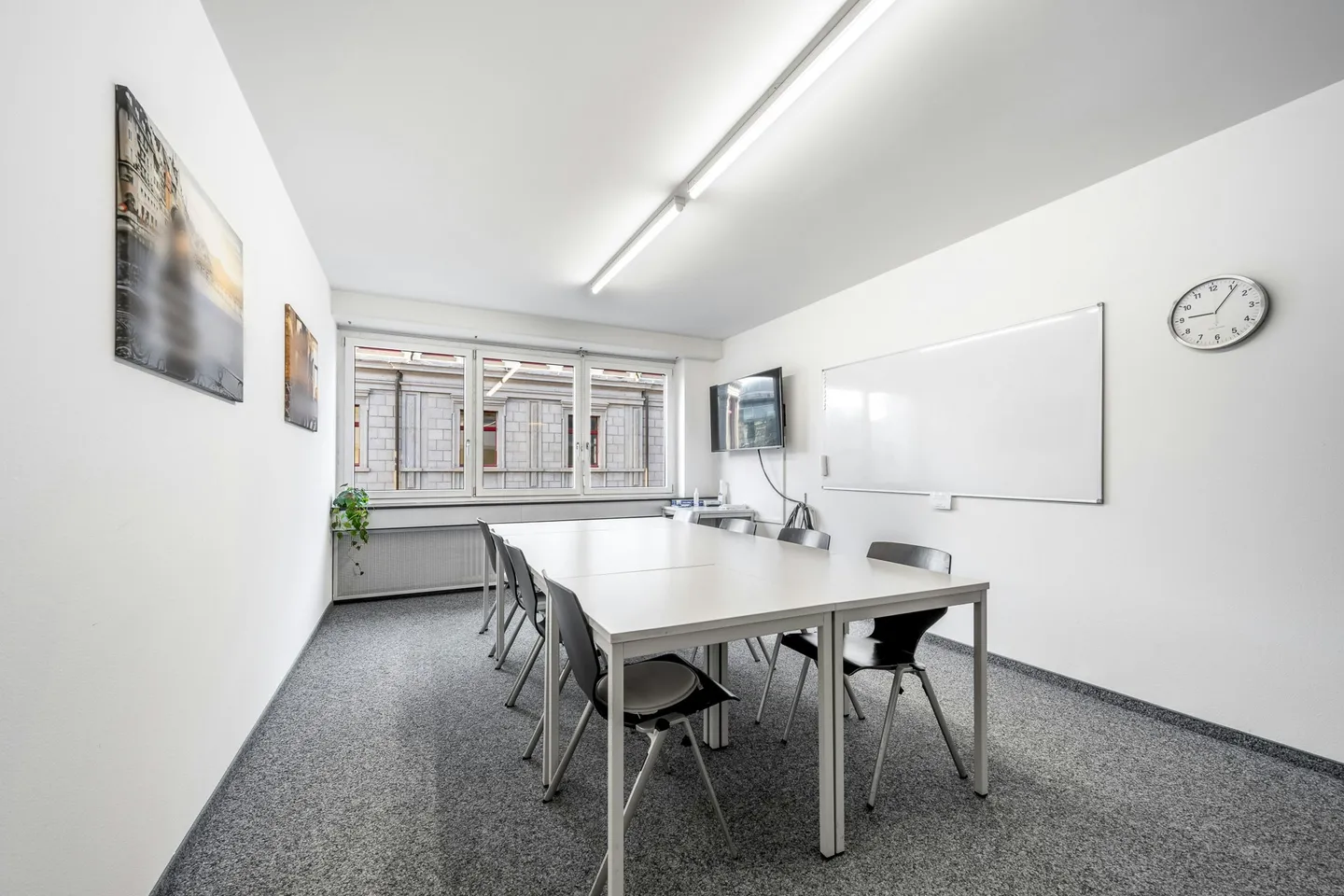 Furnished Office Space (approx. 234 m²) directly at HB Zurich - Top Price! - Photo 9 of 13