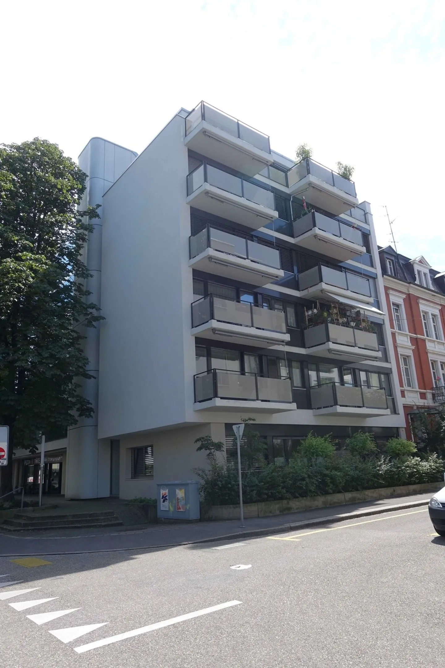 Moderne Büroräume im Gundeli - Foto 1 von 10