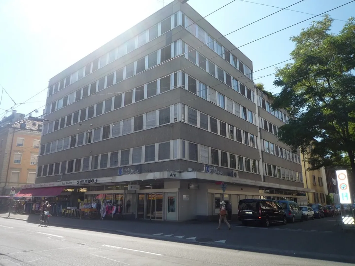 231m2 Spazio Ufficio in Subaffitto fino al 30 Giugno 2025 - Foto 1 di 4