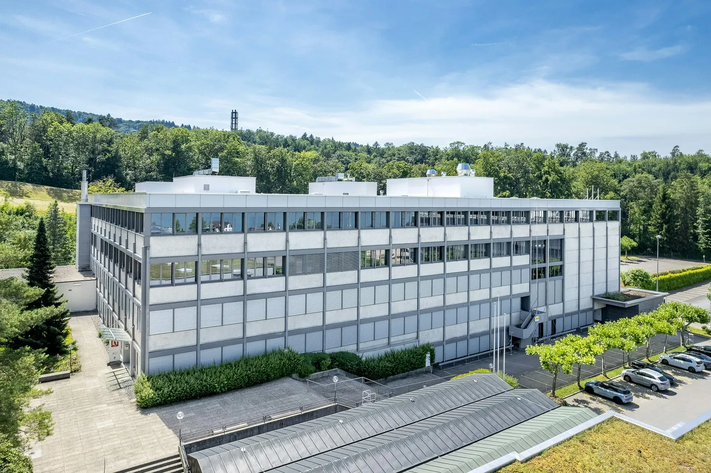 Moderne Labore in Horgen - Foto 1 von 11