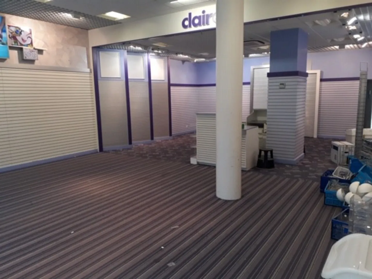166 m2 surface in the Lancy Centre shopping mall - Photo 5 of 8