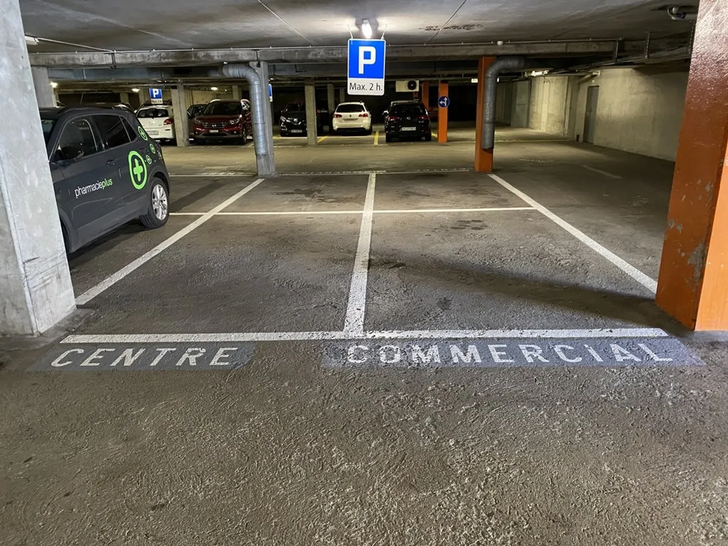 Ideally located in the Shopping Center - Photo 8 of 8