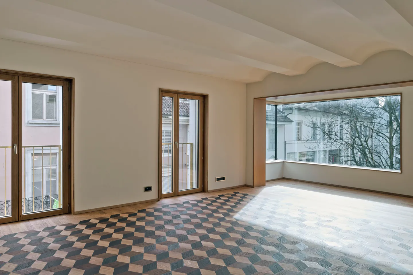 Your new commercial rental space in the beautiful old town of Baden - Photo 2 of 12