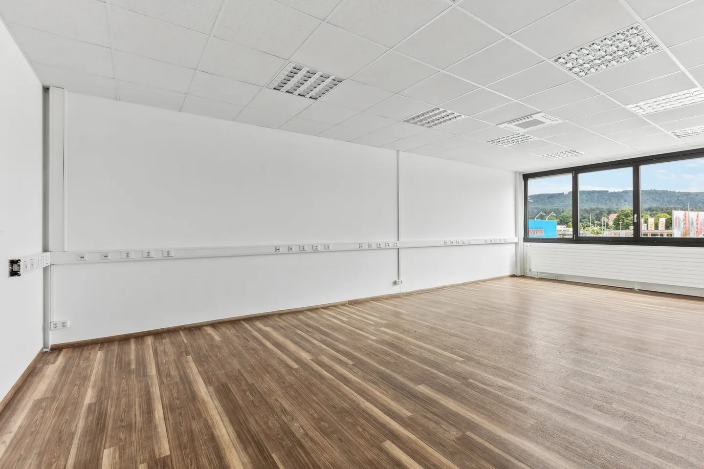 Grosszügige Bürofläche in Oftringen - Foto 3 von 9