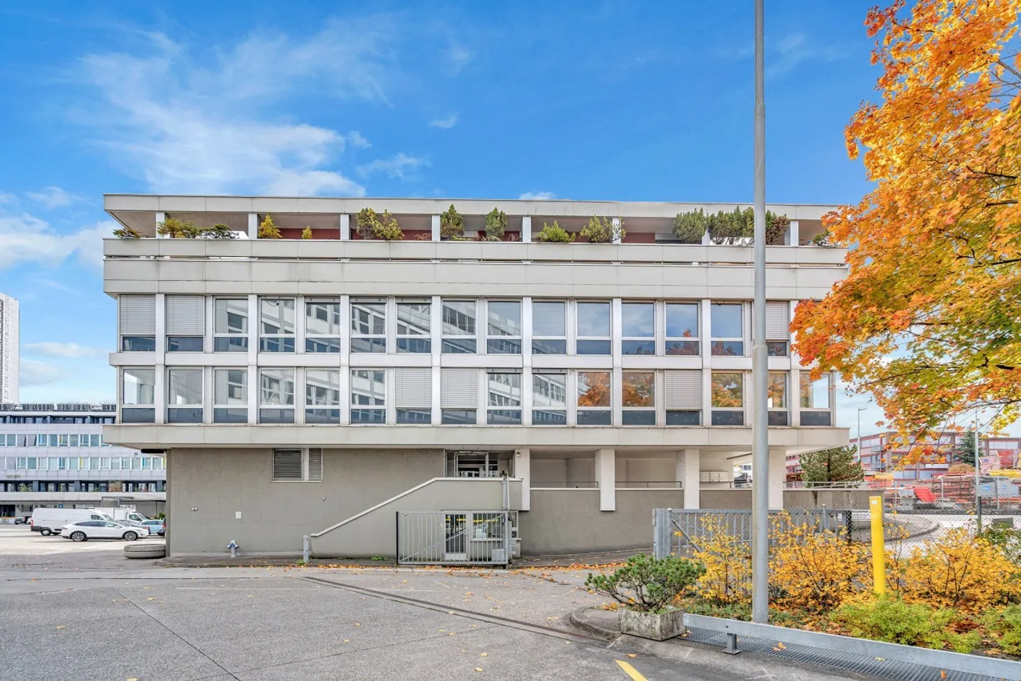 Versatile Business Location for Your Business in Bern - Photo 5 of 7