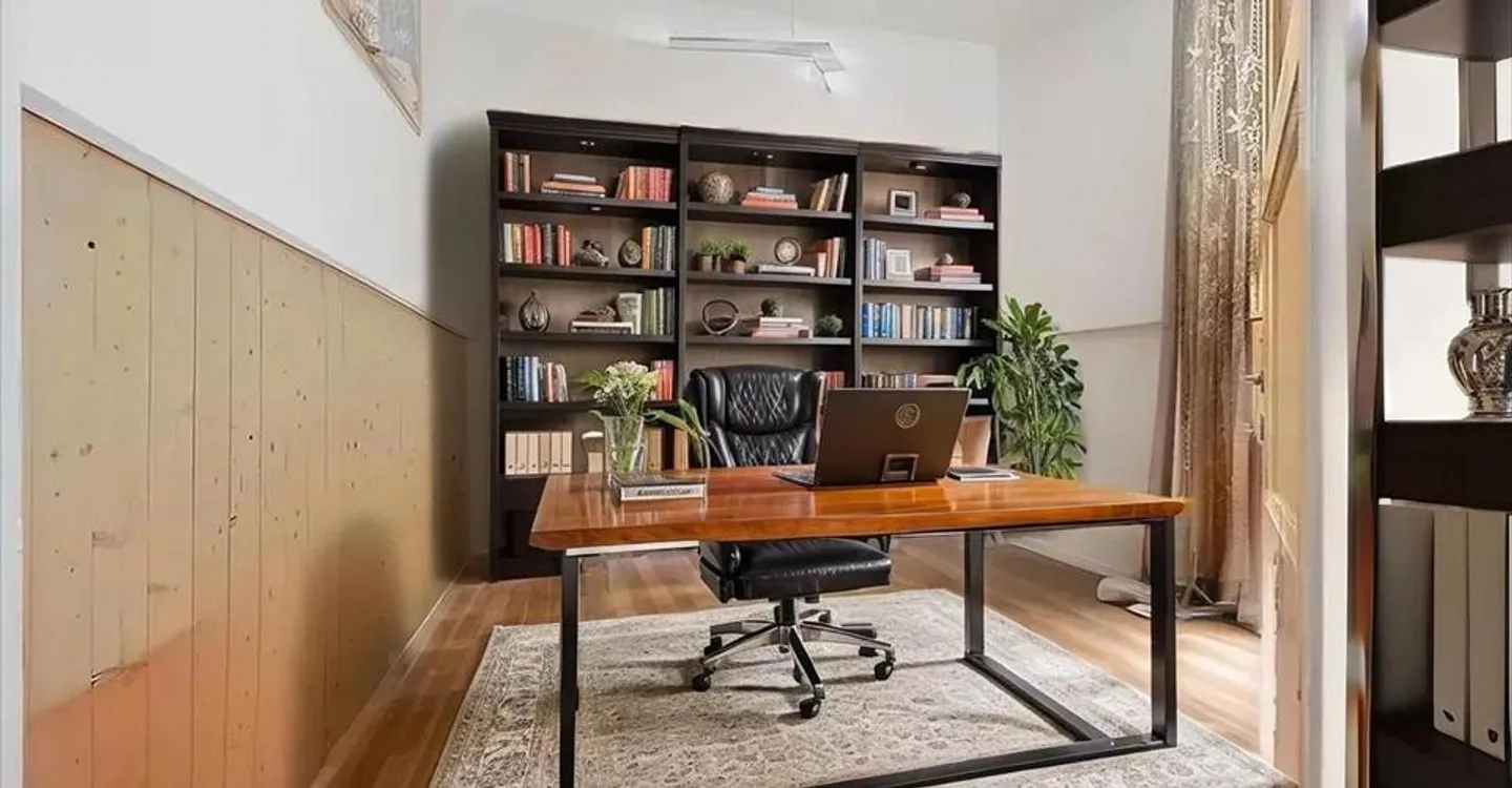Office - Photo 4 of 13