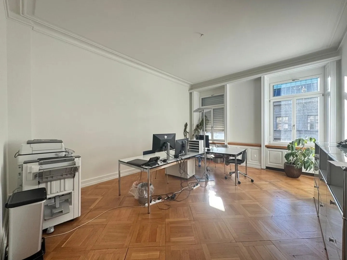 Espace de bureau attrayant au cœur de la Bahnhofstrasse ! - Photo 3 sur 8