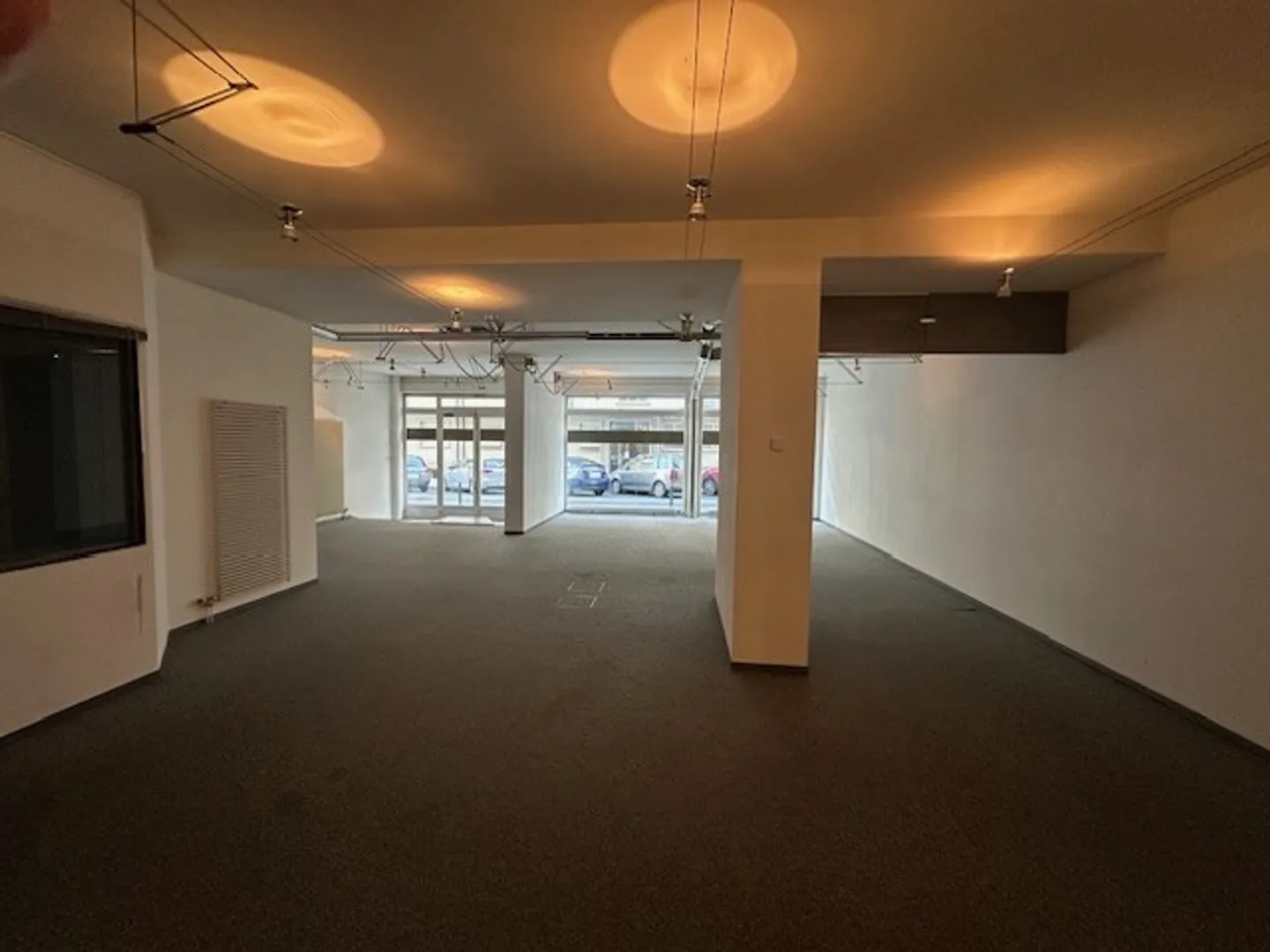 Espace Commercial Contemporain - Photo 2 sur 8
