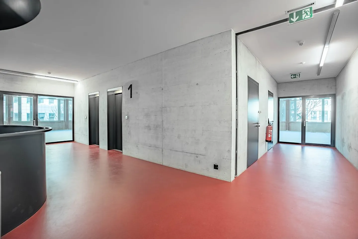 Spazio ufficio/commerciale attraente in costruzione grezza - Foto 7 di 9