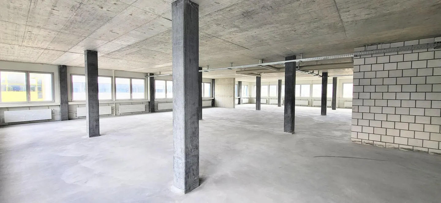 Spazio commerciale flessibile - ideale per produzione e logistica - Foto 5 di 13