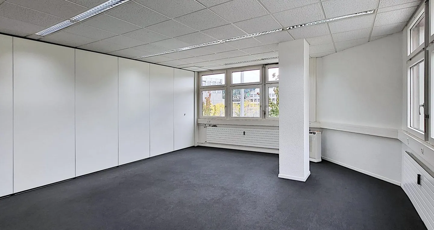 Espaces commerciaux/bureaux passionnants et climatisés à Urdorf ! - Photo 6 sur 13