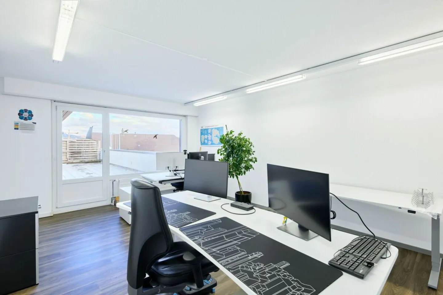 Büro mit atemberaubender Aussicht - Foto 2 von 12