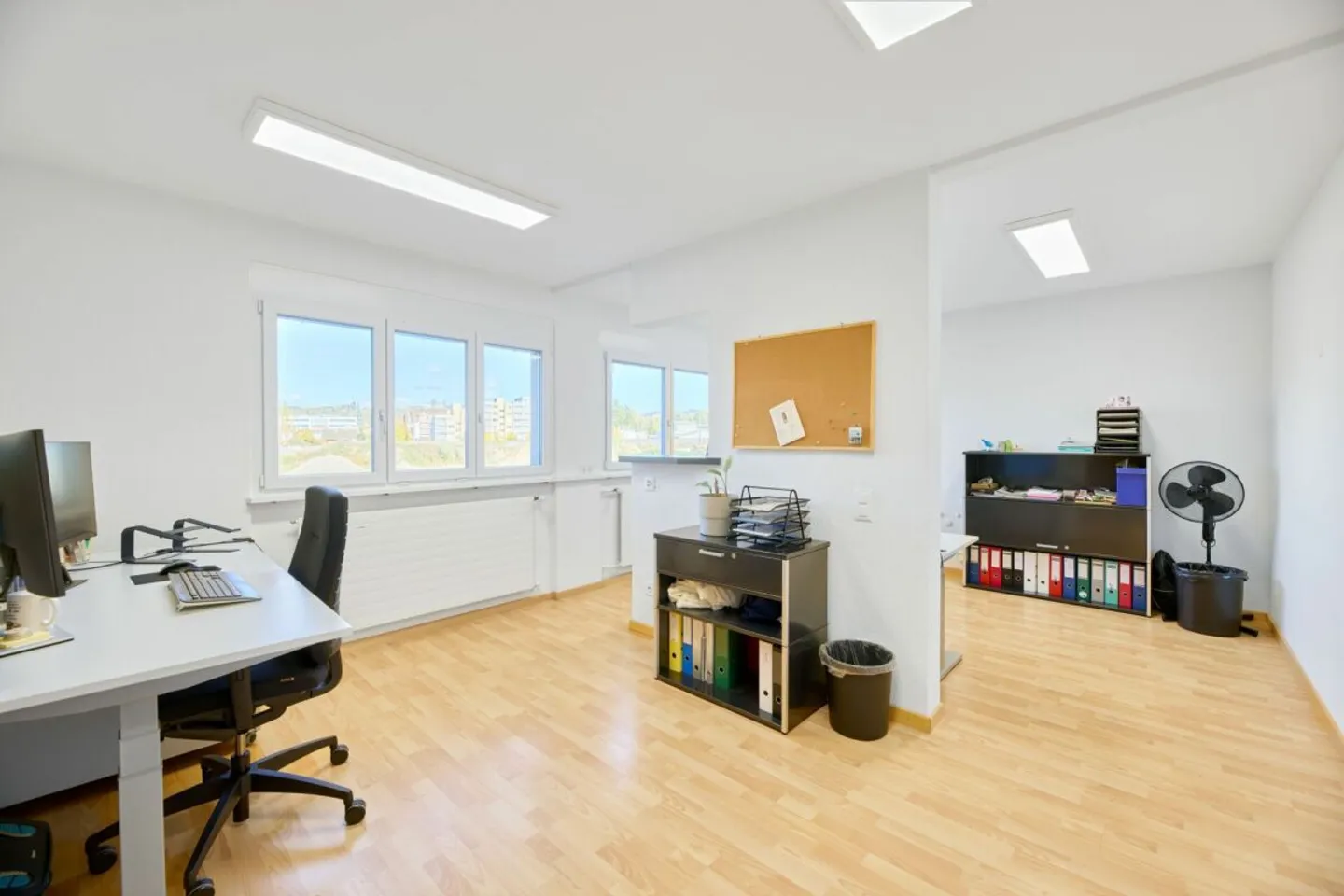 Büro mit atemberaubender Aussicht - Foto 5 von 12
