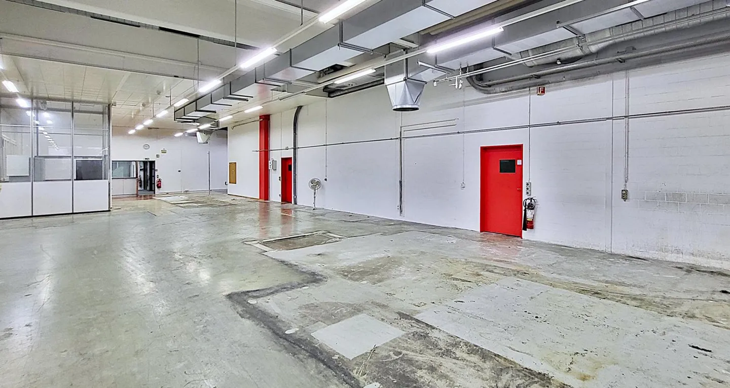 Votre nouveau site de production à Zofingen - environ 2 000 m2 de production avec stockage ! - Photo 7 sur 13