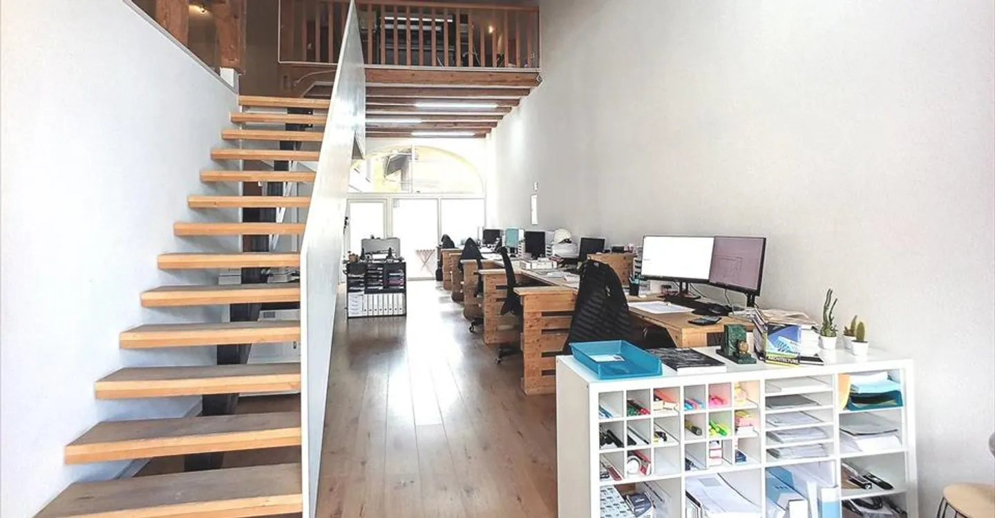 Bureau Commercial Spacieux - Photo 5 sur 13