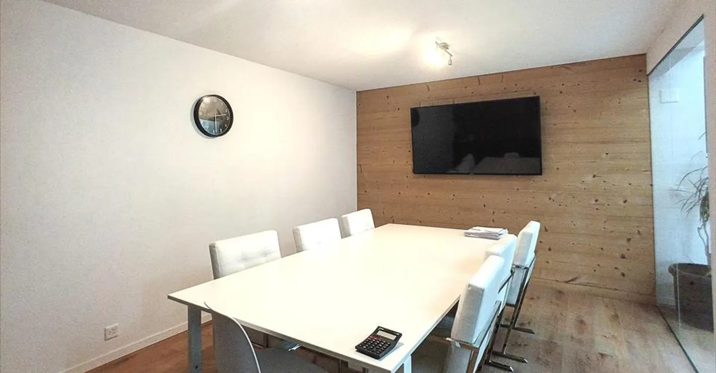 Bureau Commercial Spacieux - Photo 9 sur 13