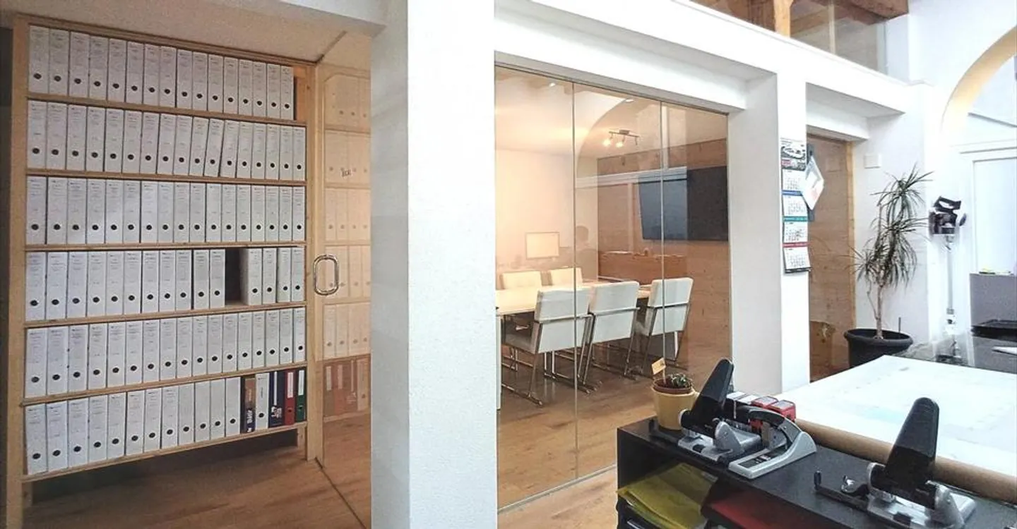 Bureau Commercial Spacieux - Photo 7 sur 13