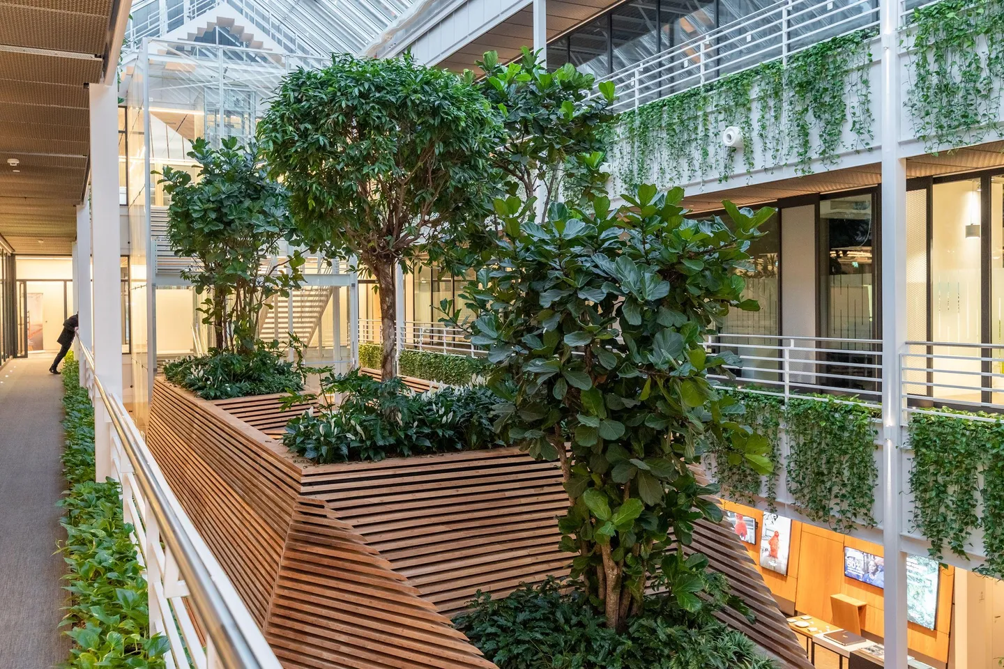 Bureaux Plug & Play 700 m² - Photo 2 sur 11